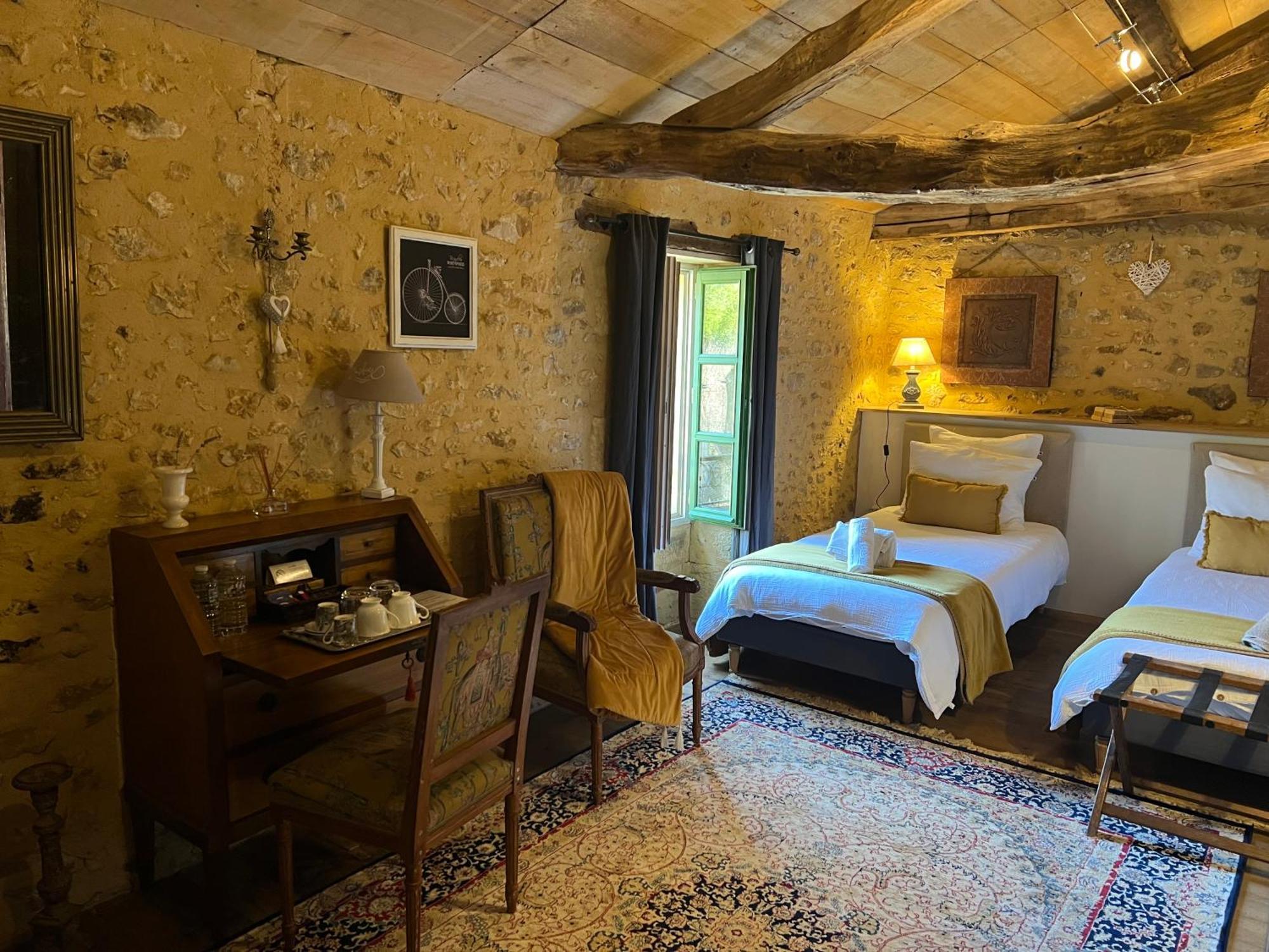Villa Marguerite Chambres Et Table D Hotes De Charme Cadouin ภายนอก รูปภาพ